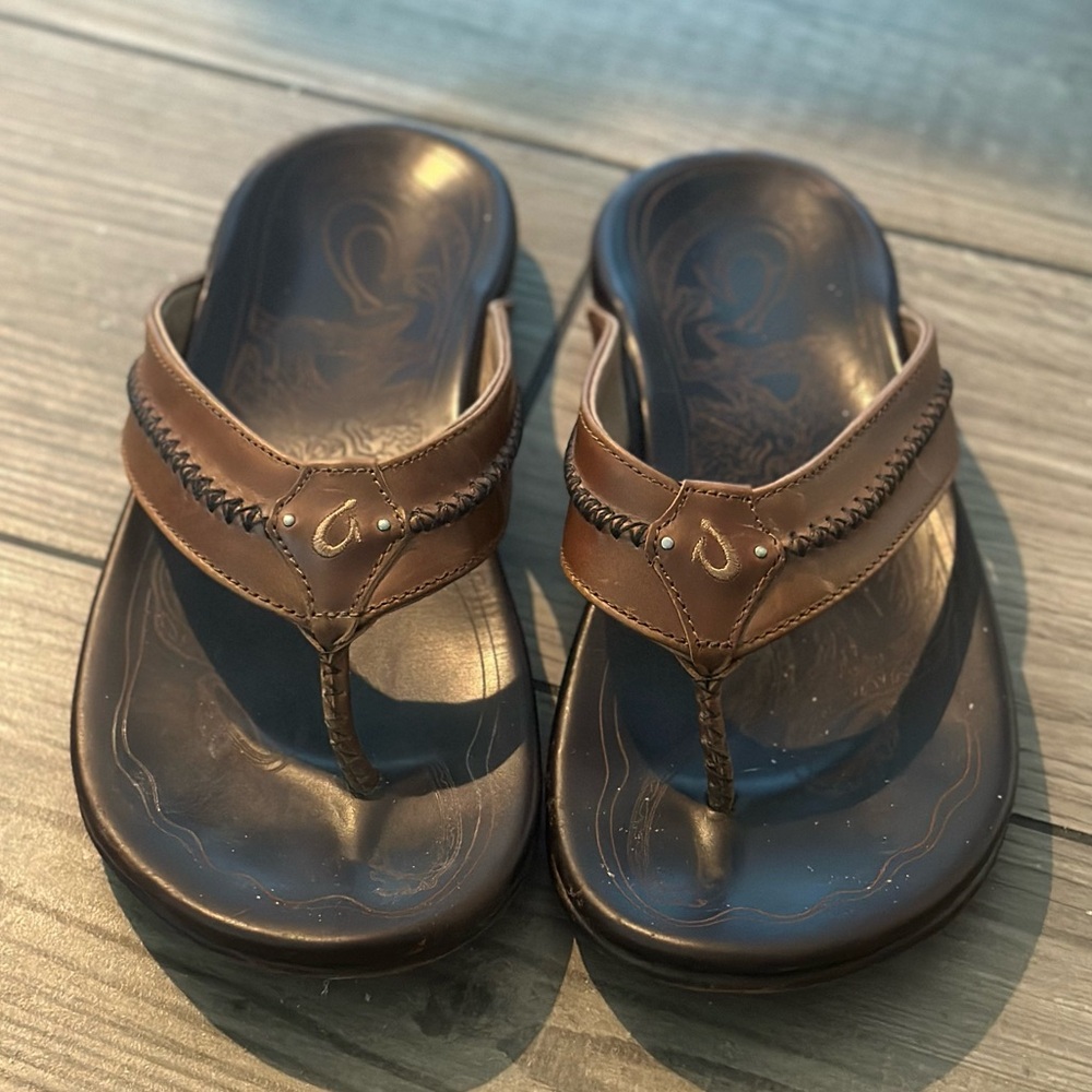 OluKai Brown and Black Men's Sandals